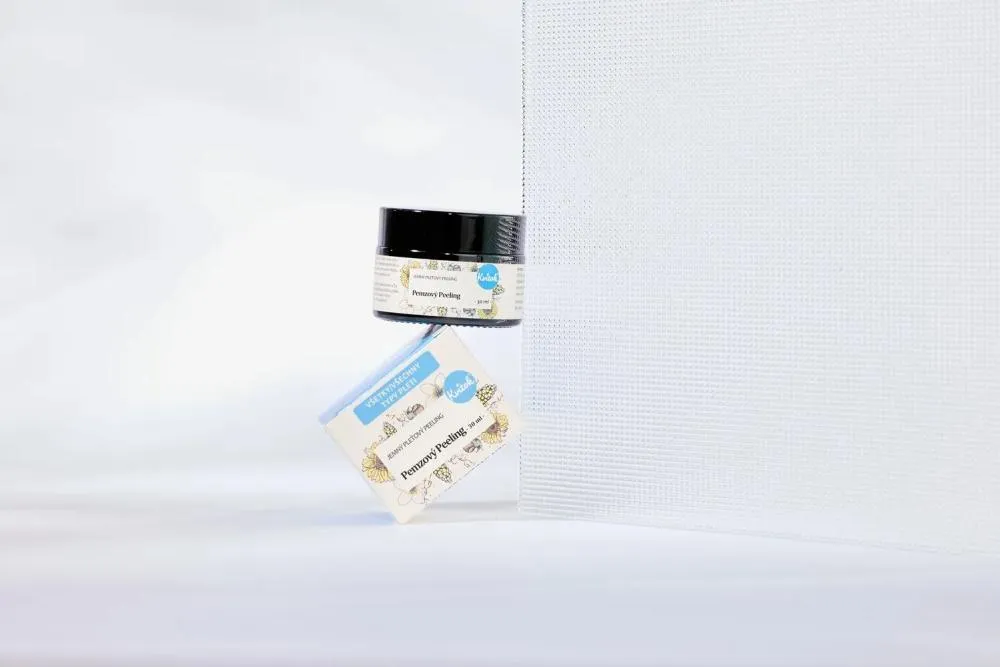 Kvitok Milde puimsteenscrub voor alle huidtypes 30 ml