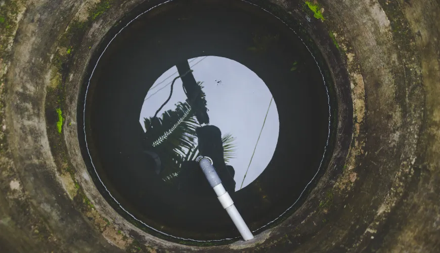 Houd de septic tank schoon met regelmatig gebruik van een activator